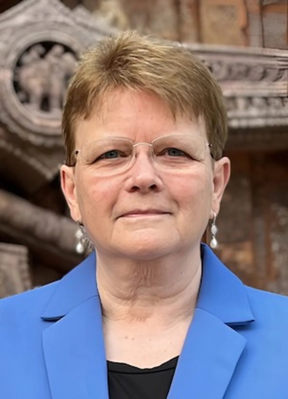 Dr. Jacqueline d’Arros Hughes